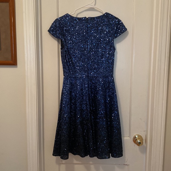 Badgley Mischka Blue sequin Natasha dress size 4 - Picture 2 of 3
